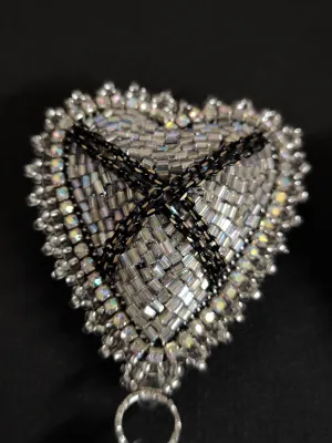 Boucle d'oreille coeur d'argent